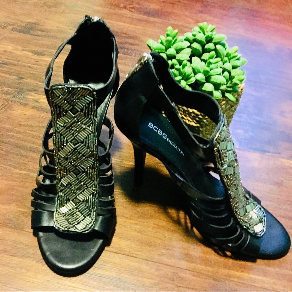 BCBG Black & silver stiletto sandals size 6.5